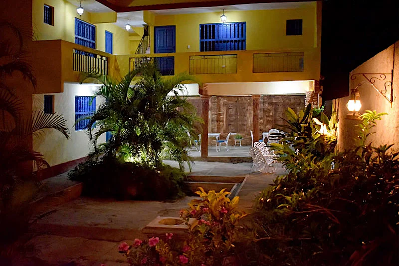 Hostal "Casa colonial guaurabo"